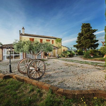 Briciola Di Sole B&B E Ristorante Borgo  Exterior photo