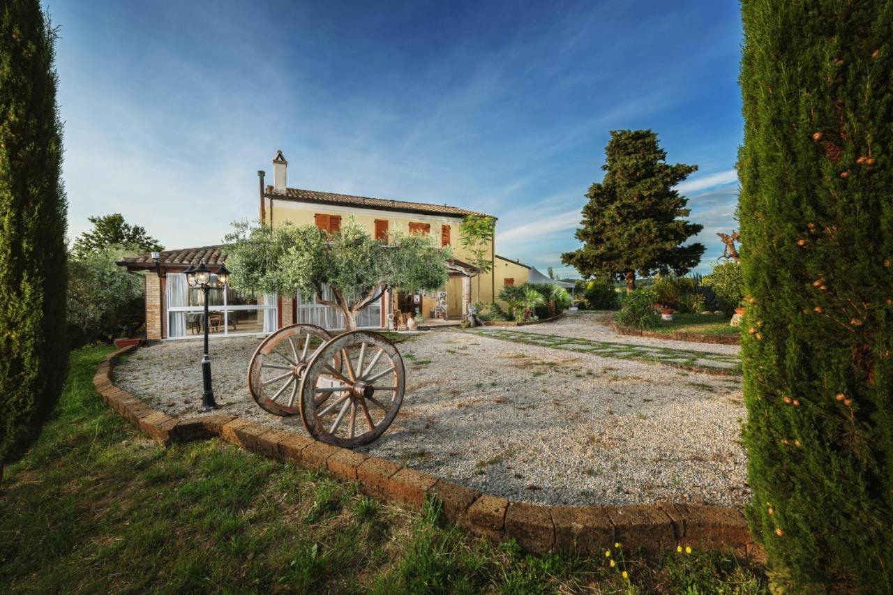 Briciola Di Sole B&B E Ristorante Borgo  Exterior photo