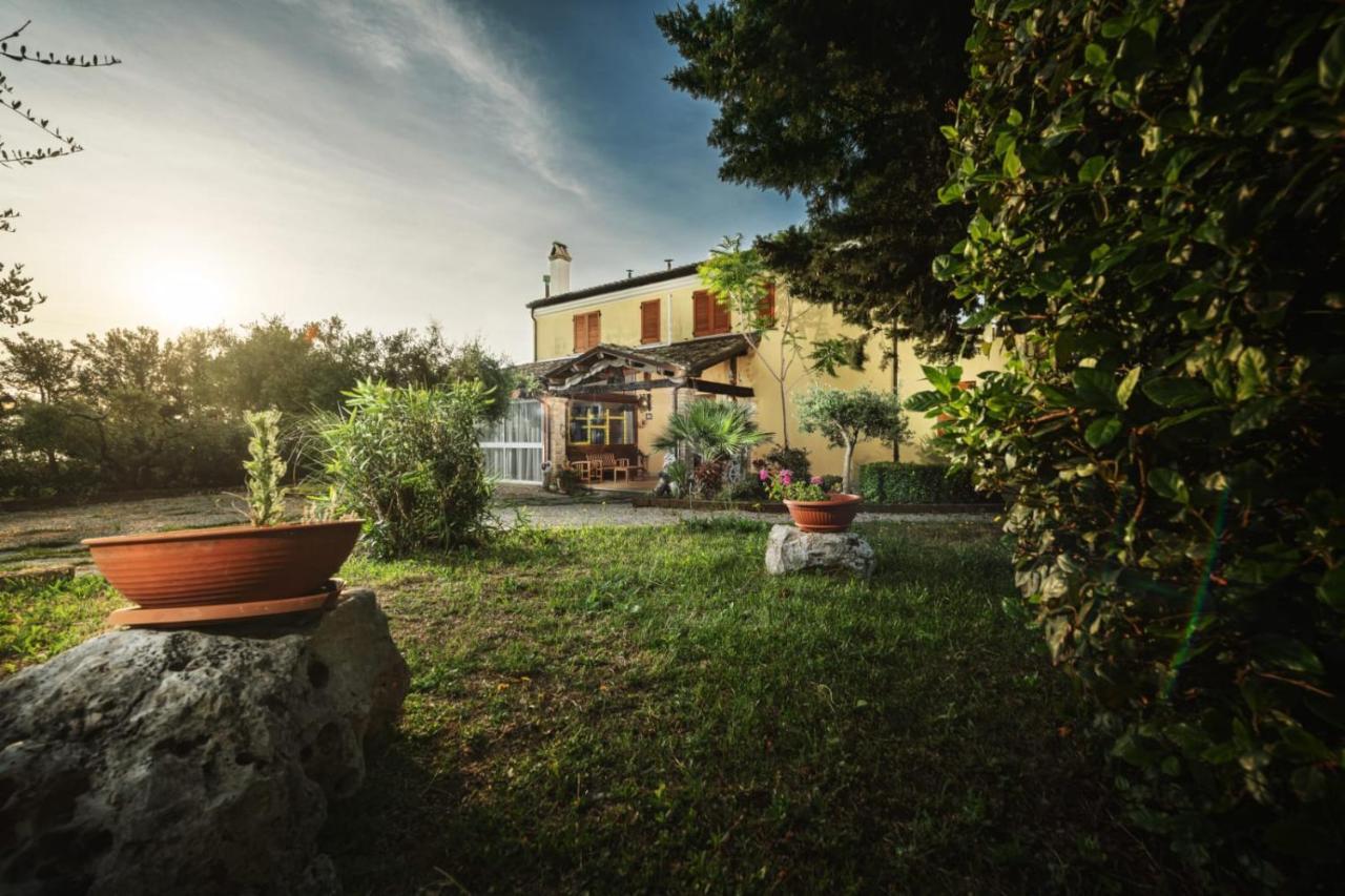 Briciola Di Sole B&B E Ristorante Borgo  Exterior photo